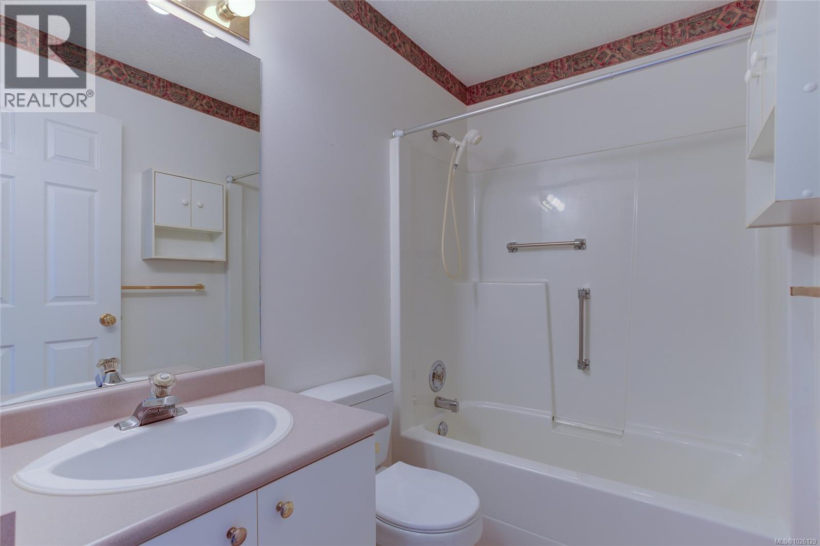 403 9876 Esplanade St, Chemainus