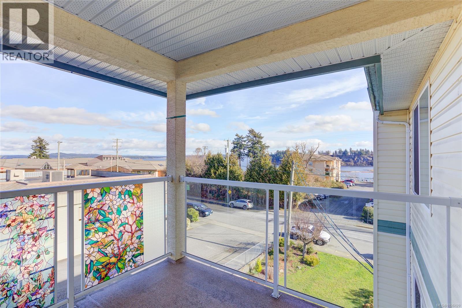 403 9876 Esplanade St, Chemainus