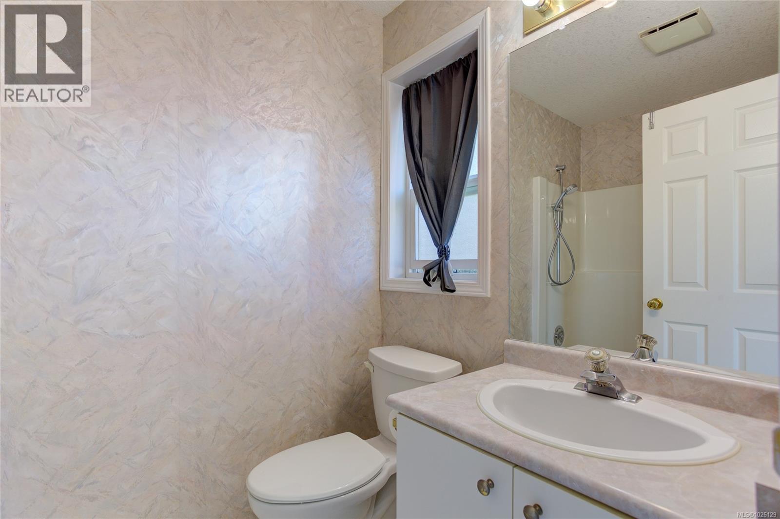 403 9876 Esplanade St, Chemainus