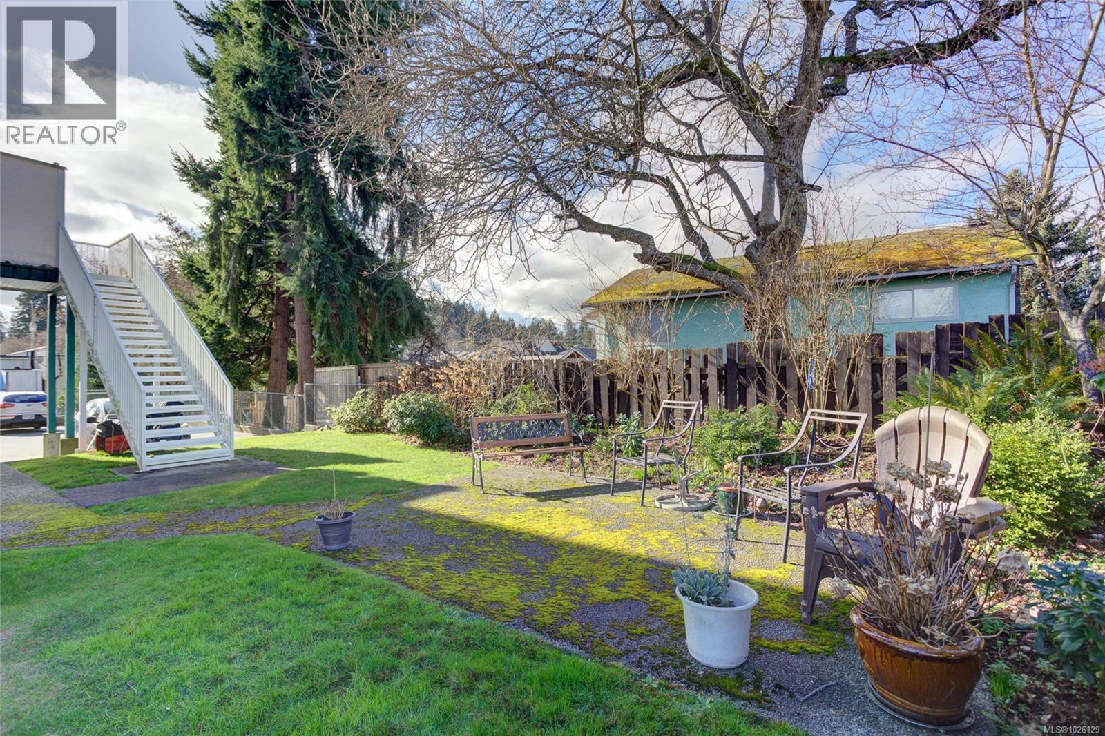 403 9876 Esplanade St, Chemainus