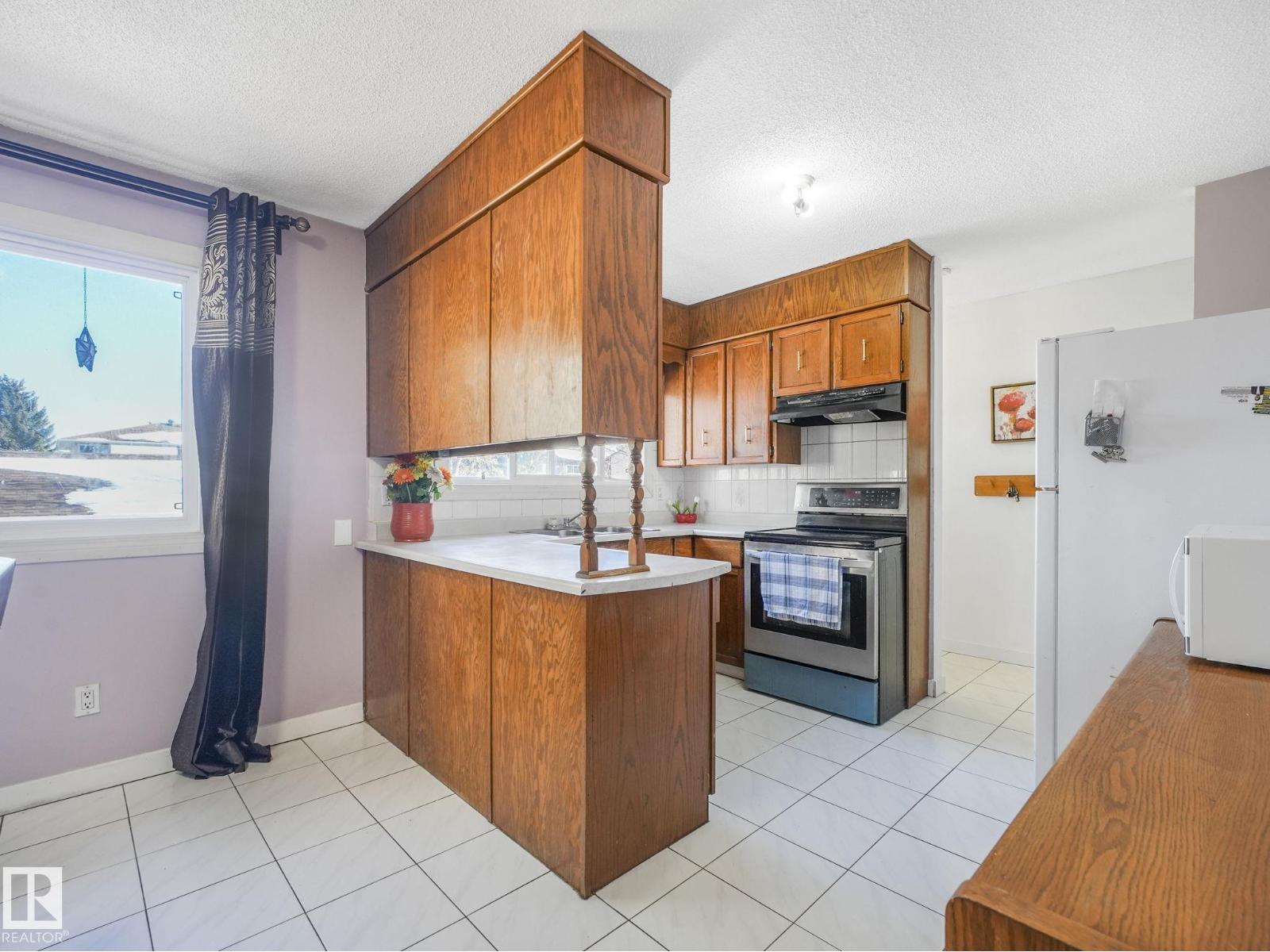 16531 116 ST NW, Edmonton