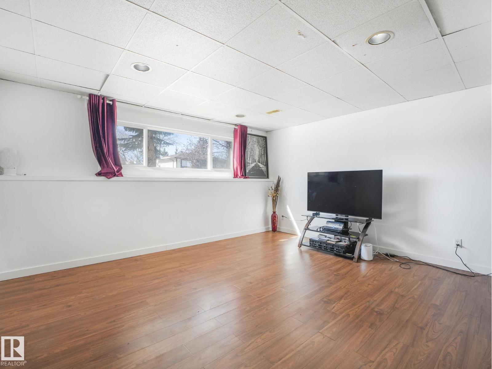 16531 116 ST NW, Edmonton