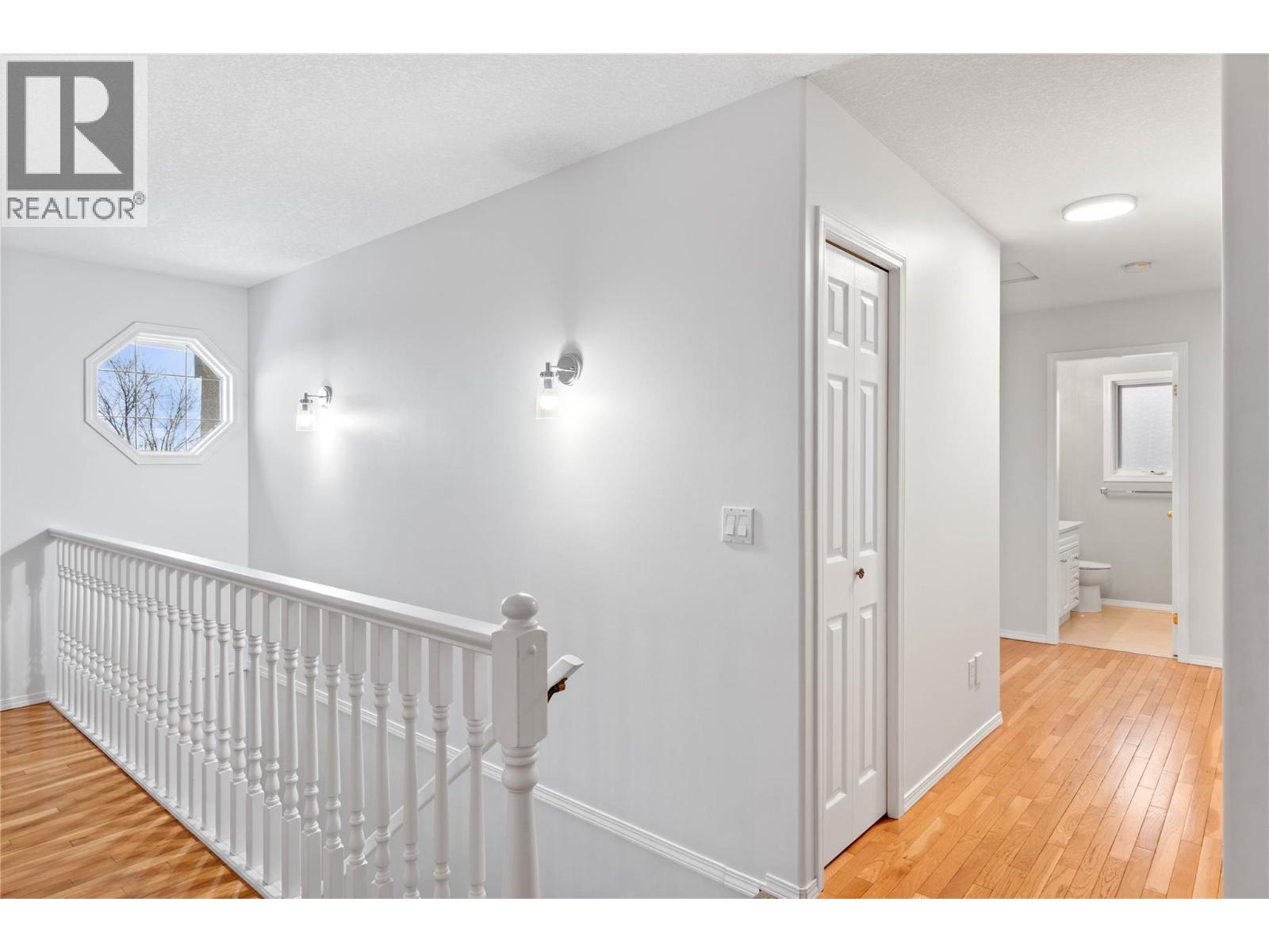 1869 MCKINLEY Court, Kamloops