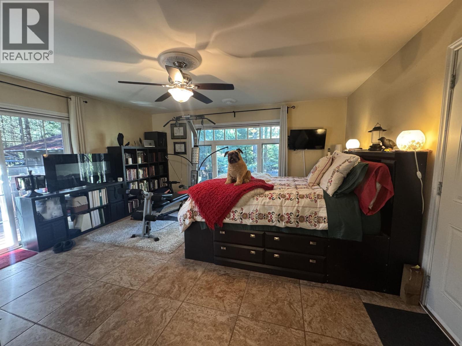 559 BLITZ ROAD, Mayne Island