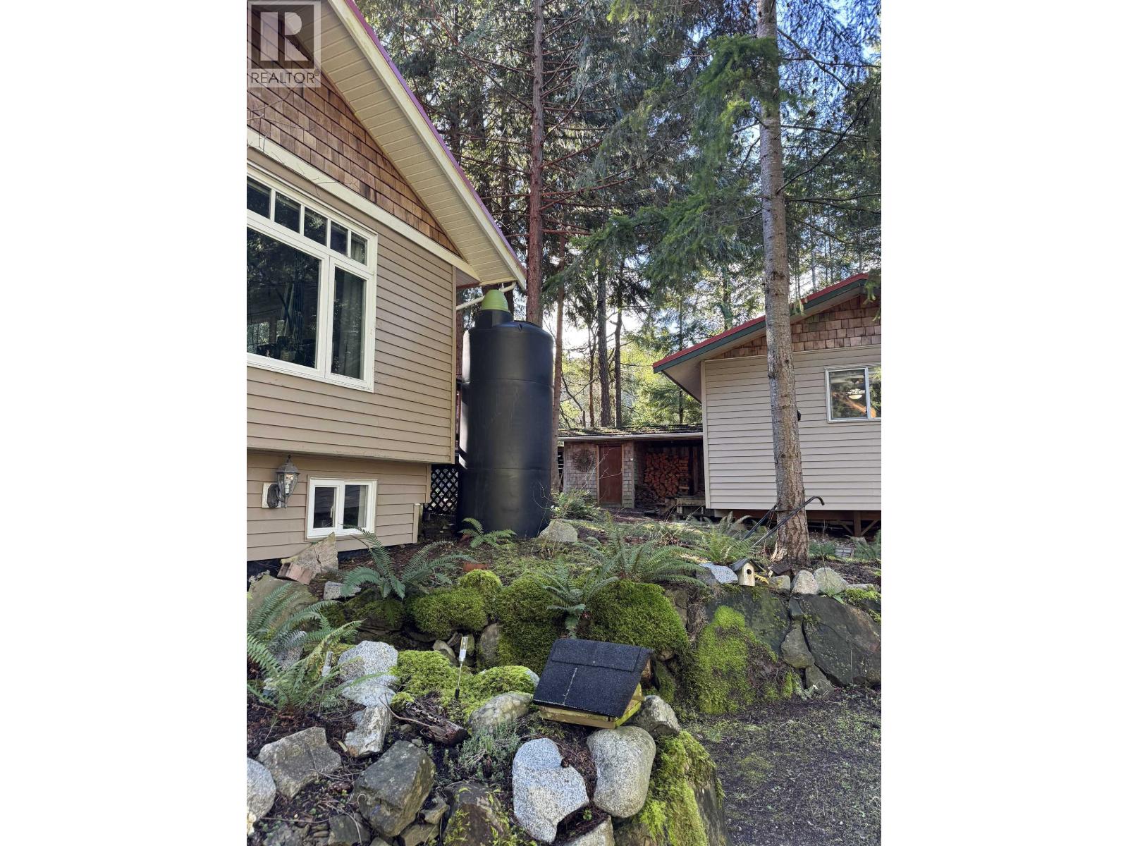 559 BLITZ ROAD, Mayne Island