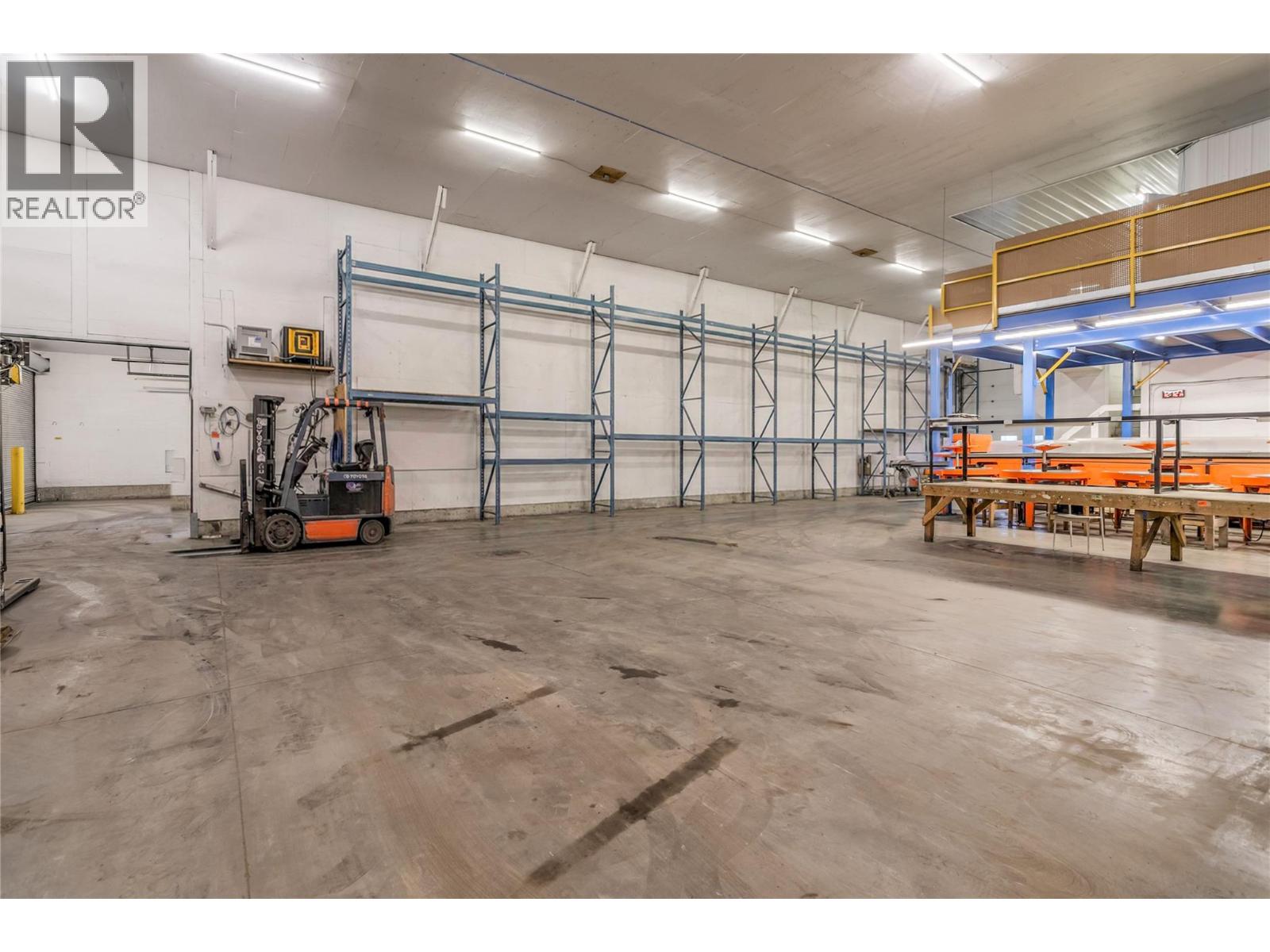  1685 Rutland Road North, Kelowna