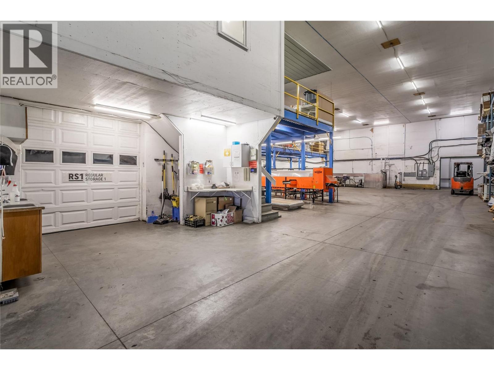  1685 Rutland Road North, Kelowna