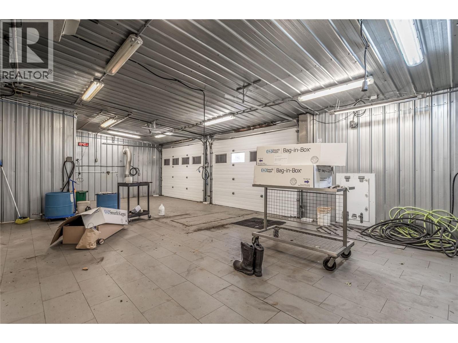  1685 Rutland Road North, Kelowna