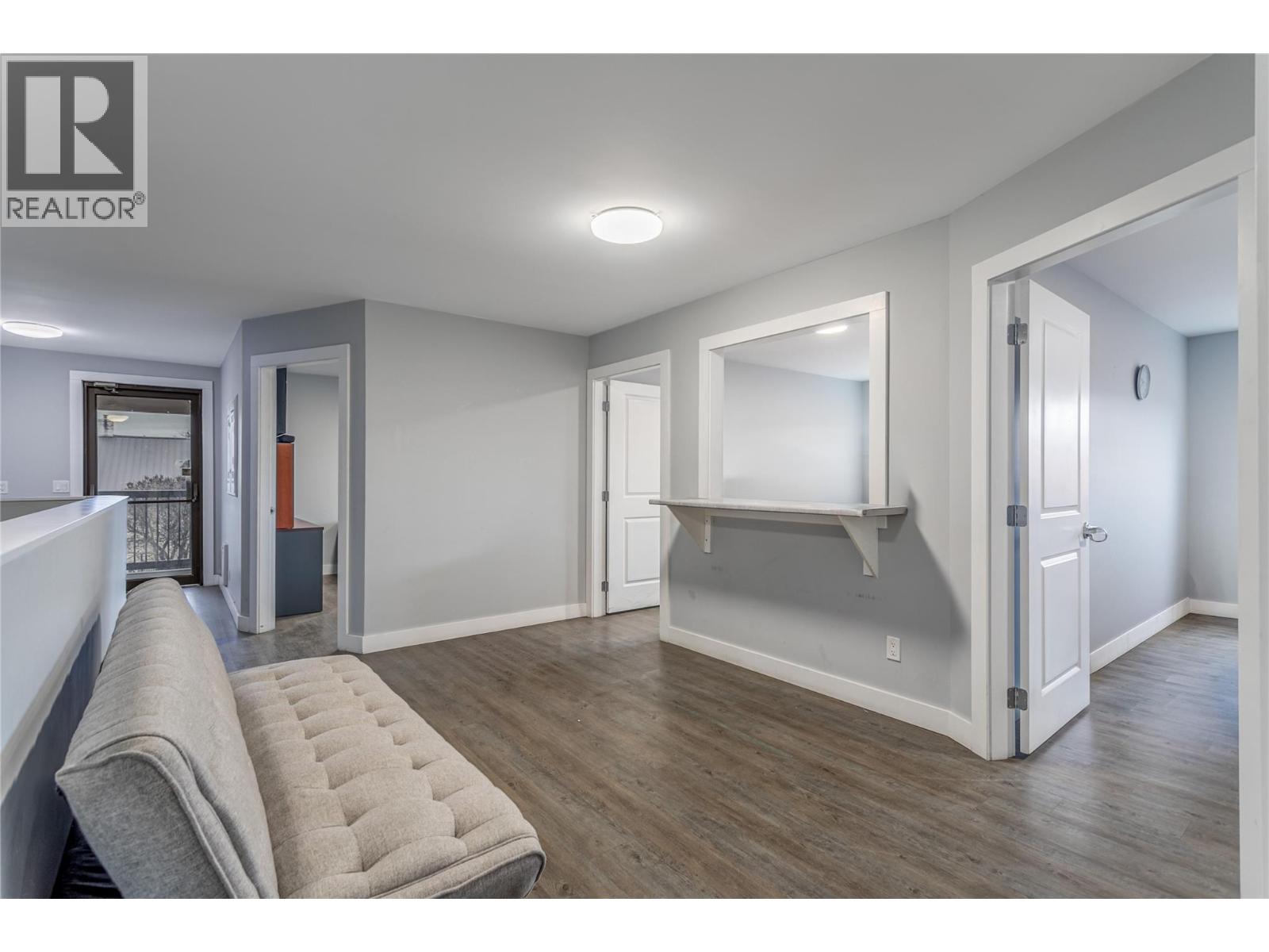  1685 Rutland Road North, Kelowna