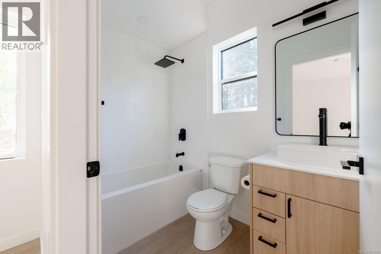 #15 5150 CHRISTIE RD - 27