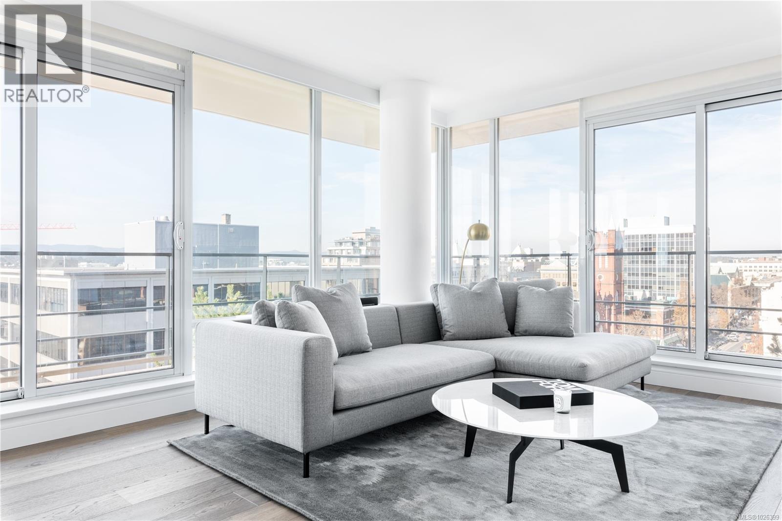 1105 707 Courtney St, Victoria