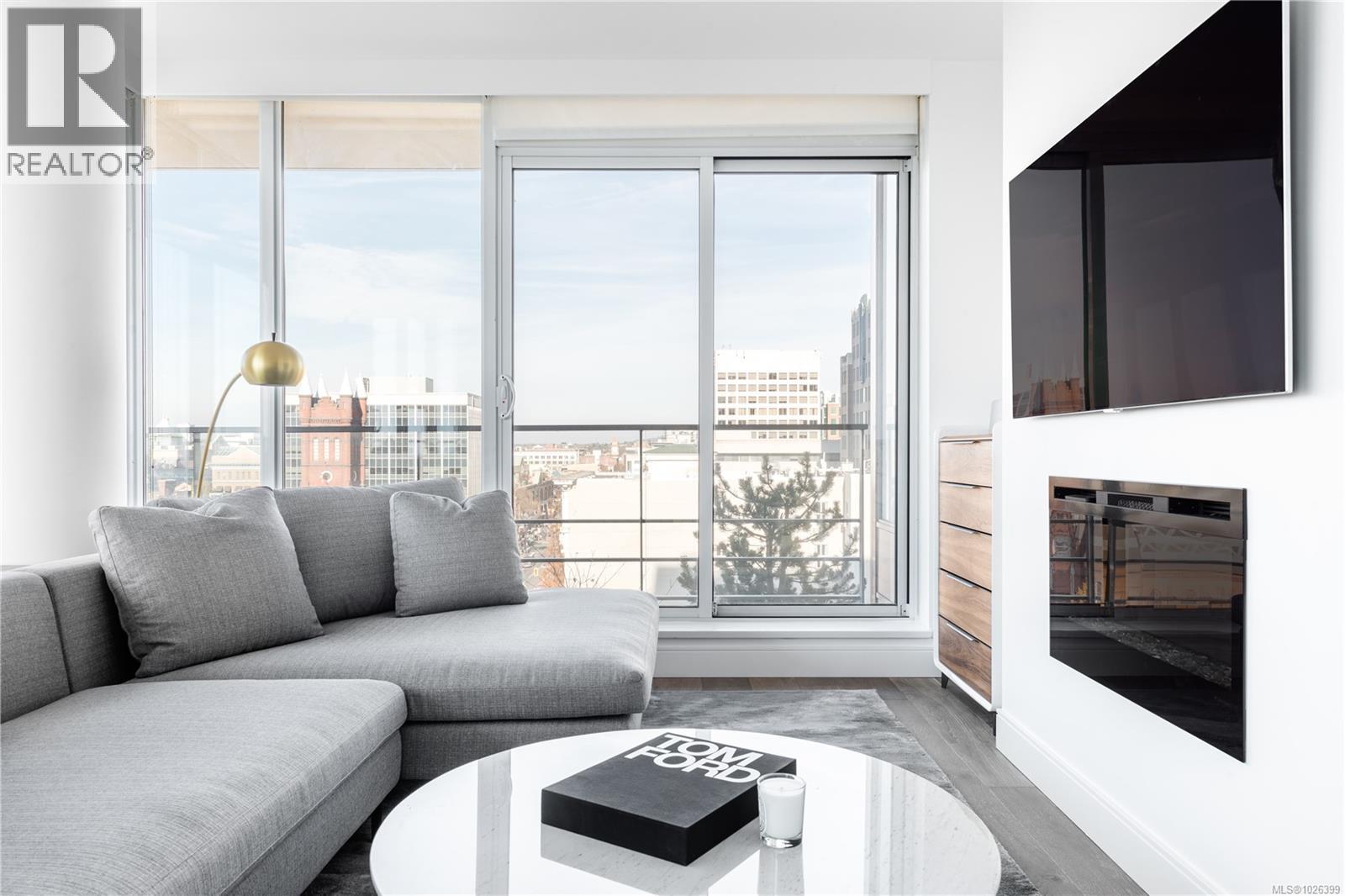 1105 707 Courtney St, Victoria