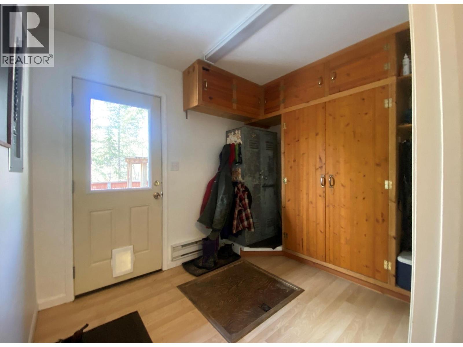 10625 GRANBY Road, Grand Forks