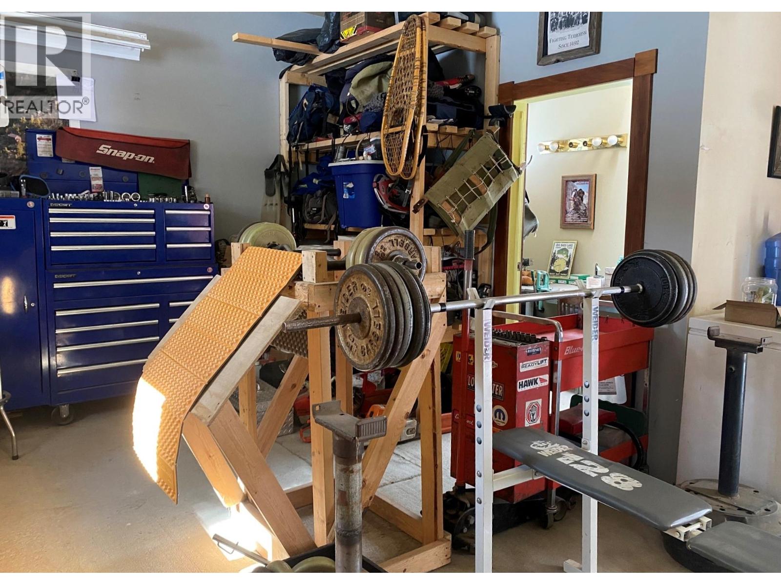 10625 GRANBY Road, Grand Forks