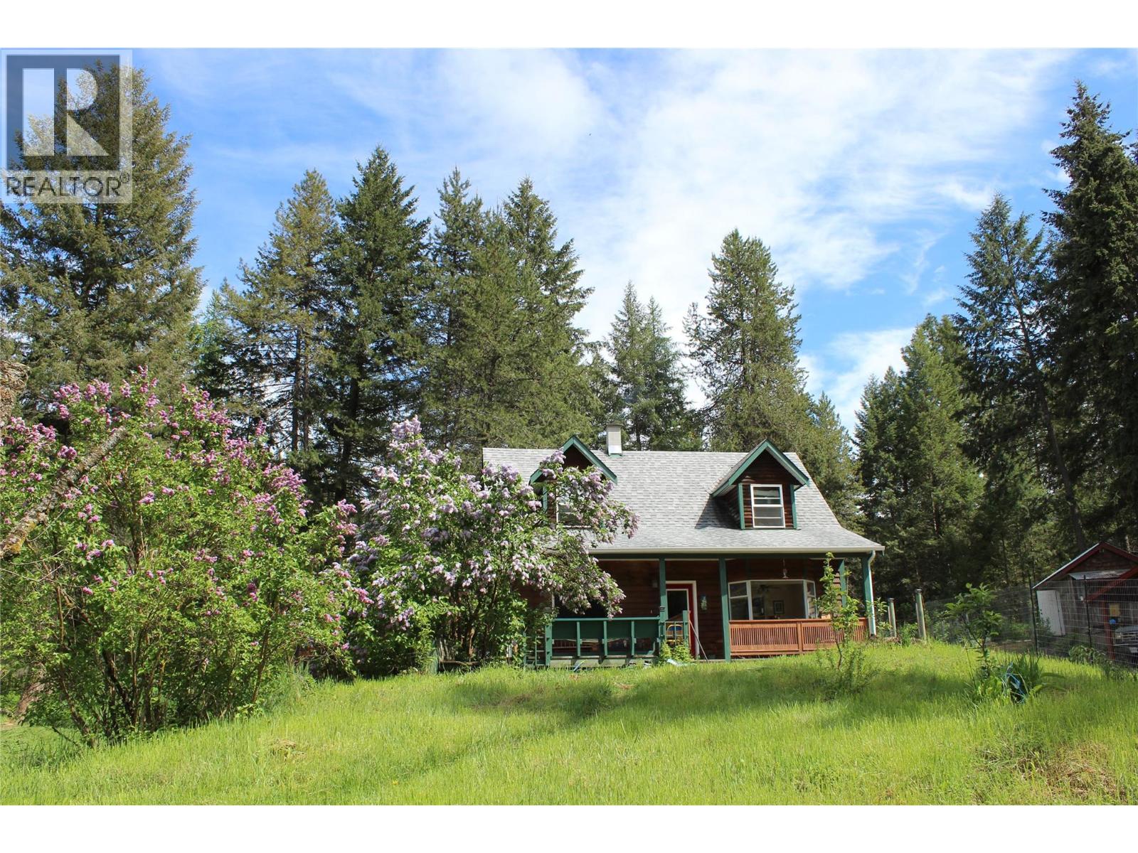 10625 GRANBY Road, Grand Forks