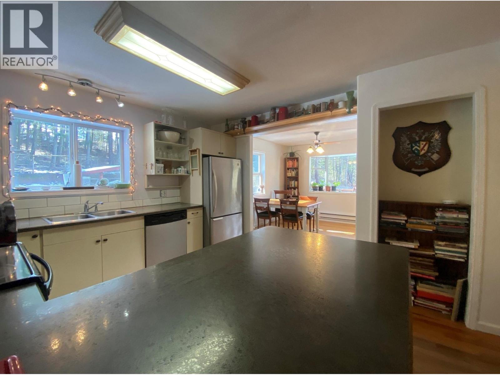 10625 GRANBY Road, Grand Forks