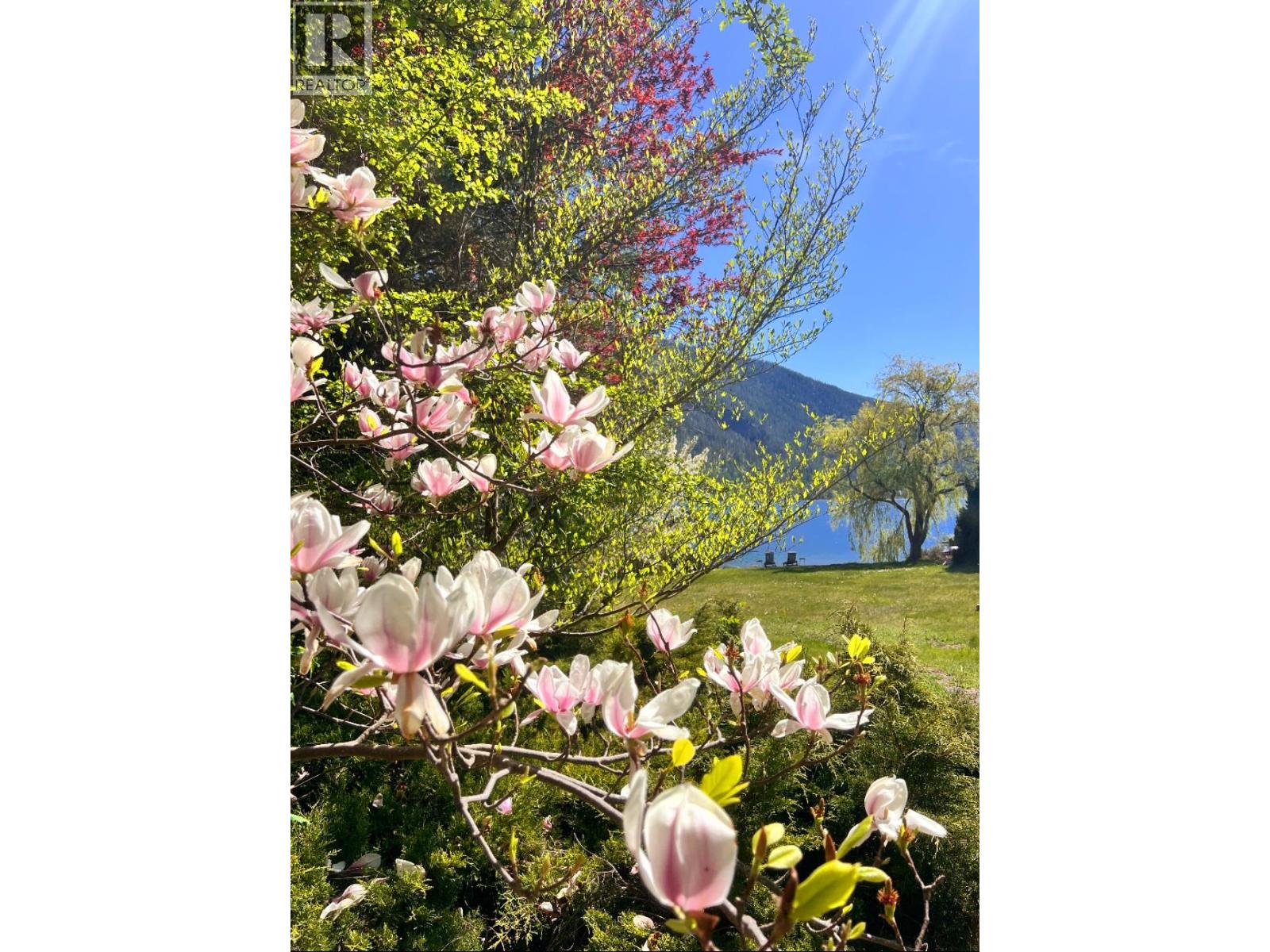 3946 MACGREGOR ROAD W - 32