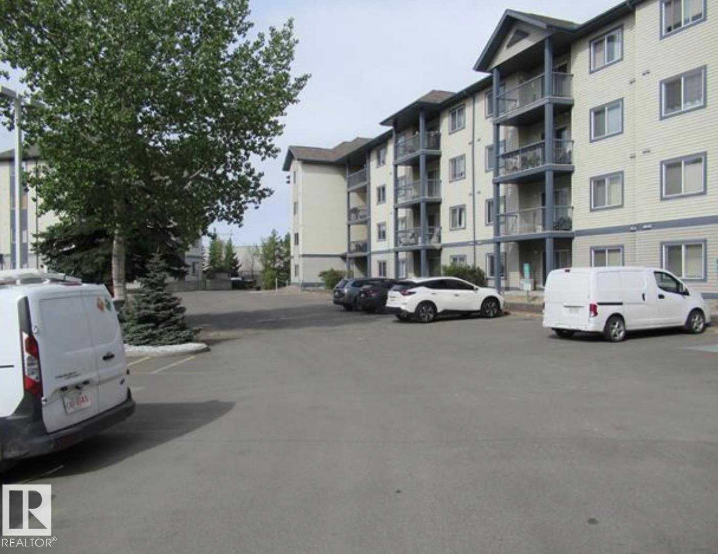 #138 16311 95 ST NW, Edmonton