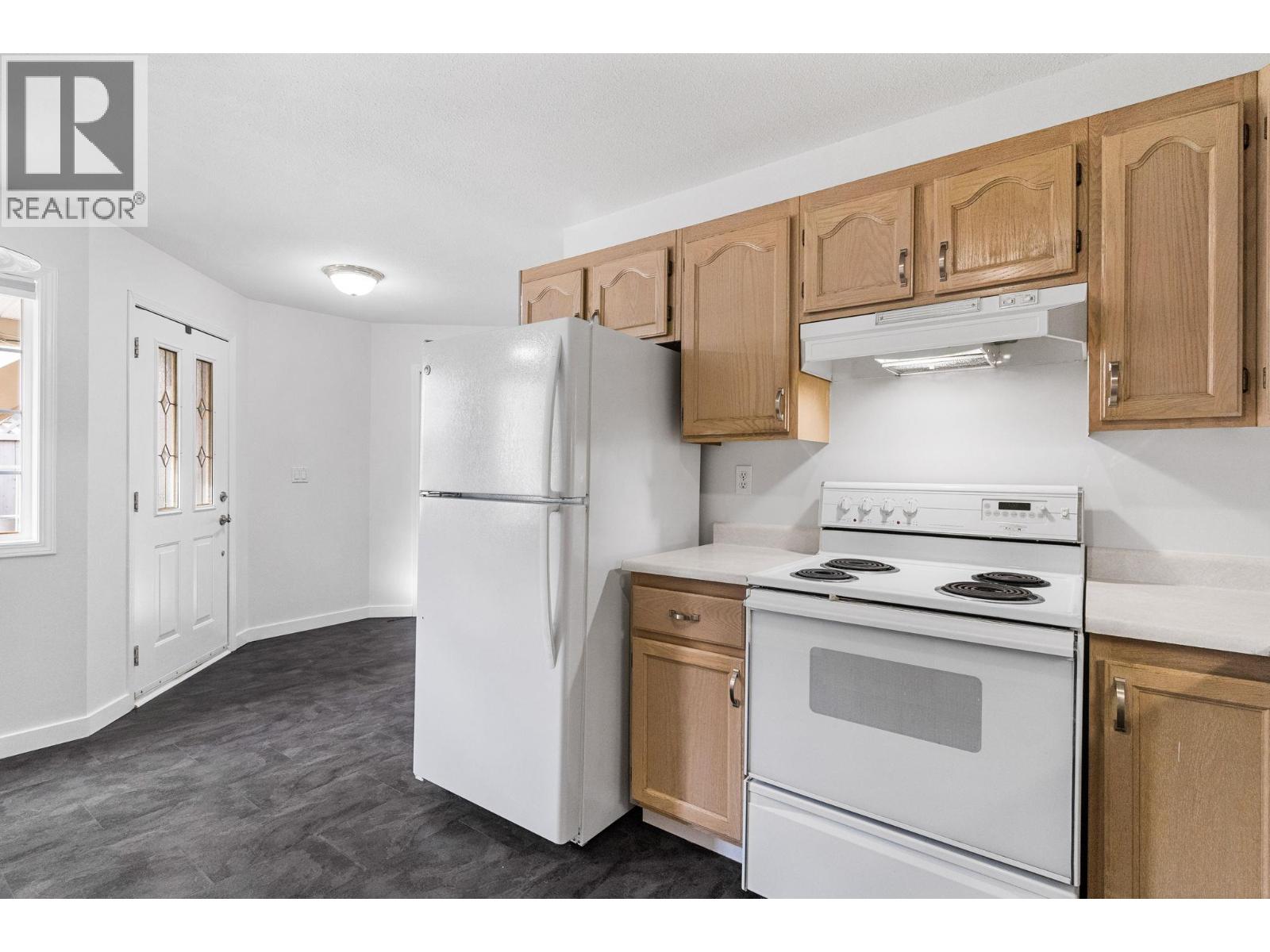 4 7841 Highway 97 N Highway, Kelowna