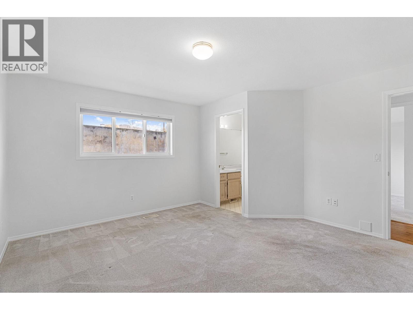 4 7841 Highway 97 N Highway, Kelowna