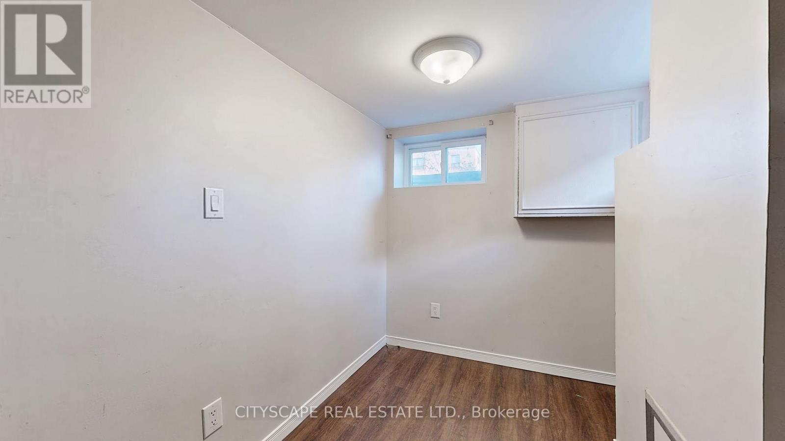 39 WOODWARD AVENUE - 38