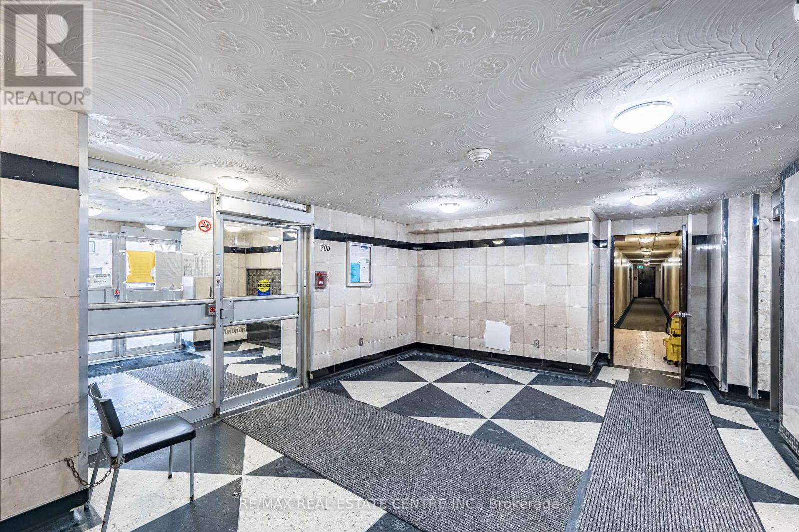 200 Lotherton Pathway Unit 509 photo 5