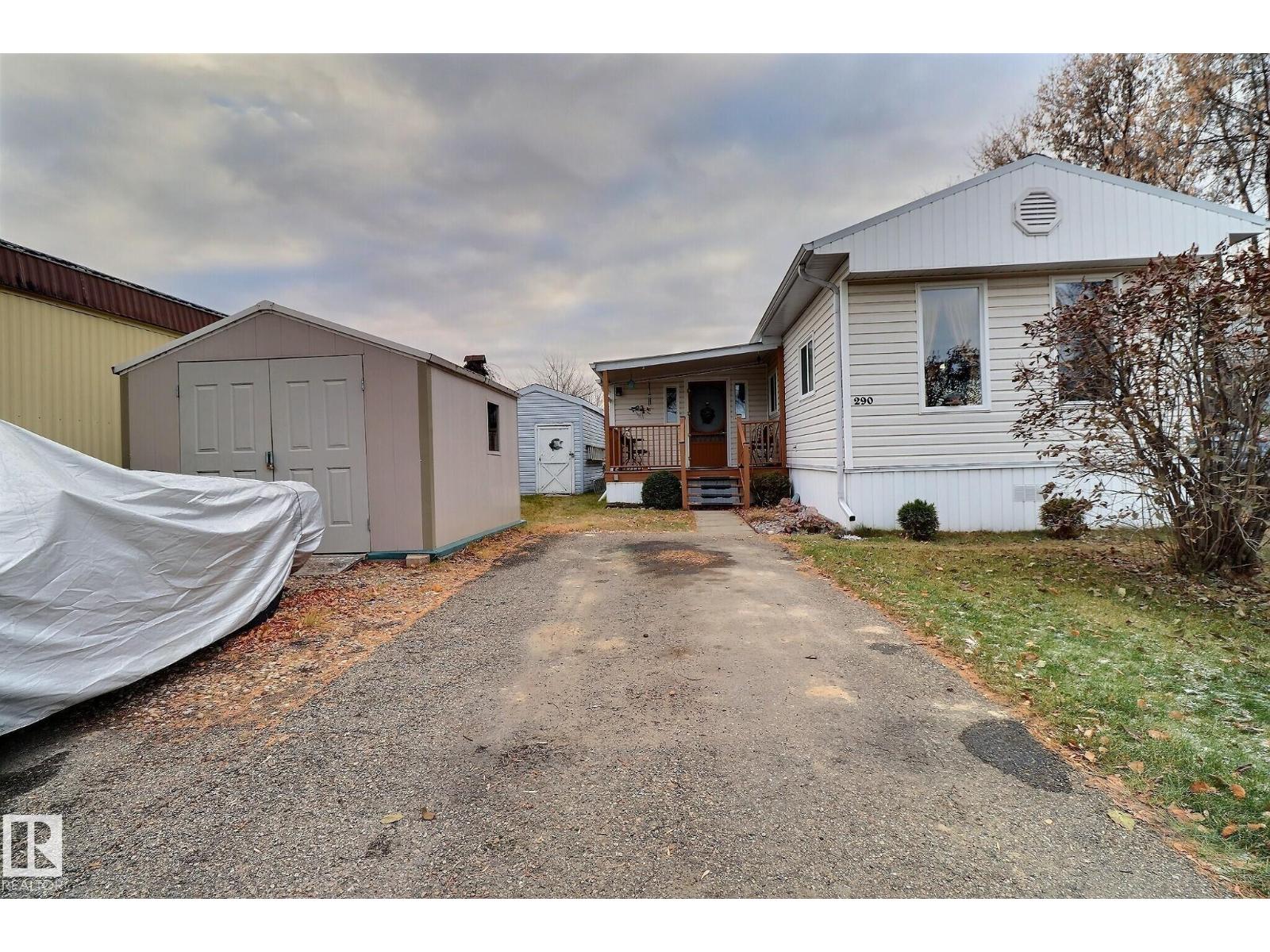 290 Juniper CR NW, Edmonton