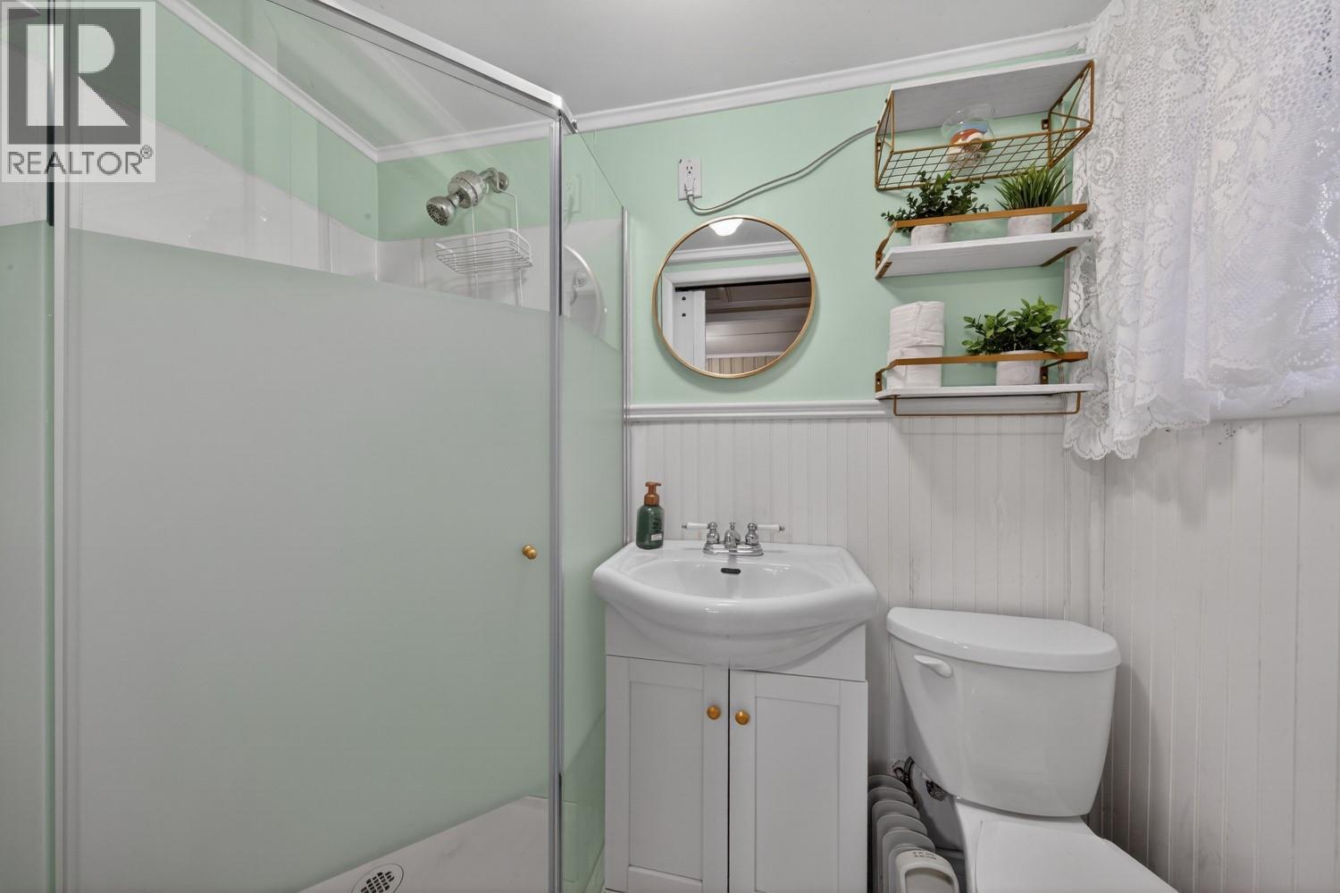 4878 Ogilvey Avenue - 12
