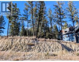 2476 Castlestone Drive, Invermere, BC V0A1K6 Photo 6