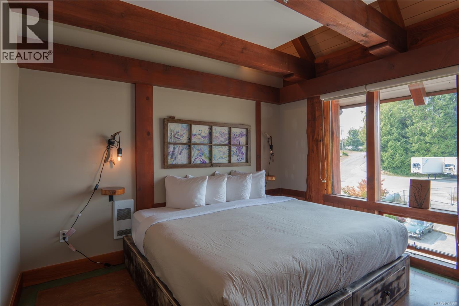 206 1645 Cedar Rd, Ucluelet