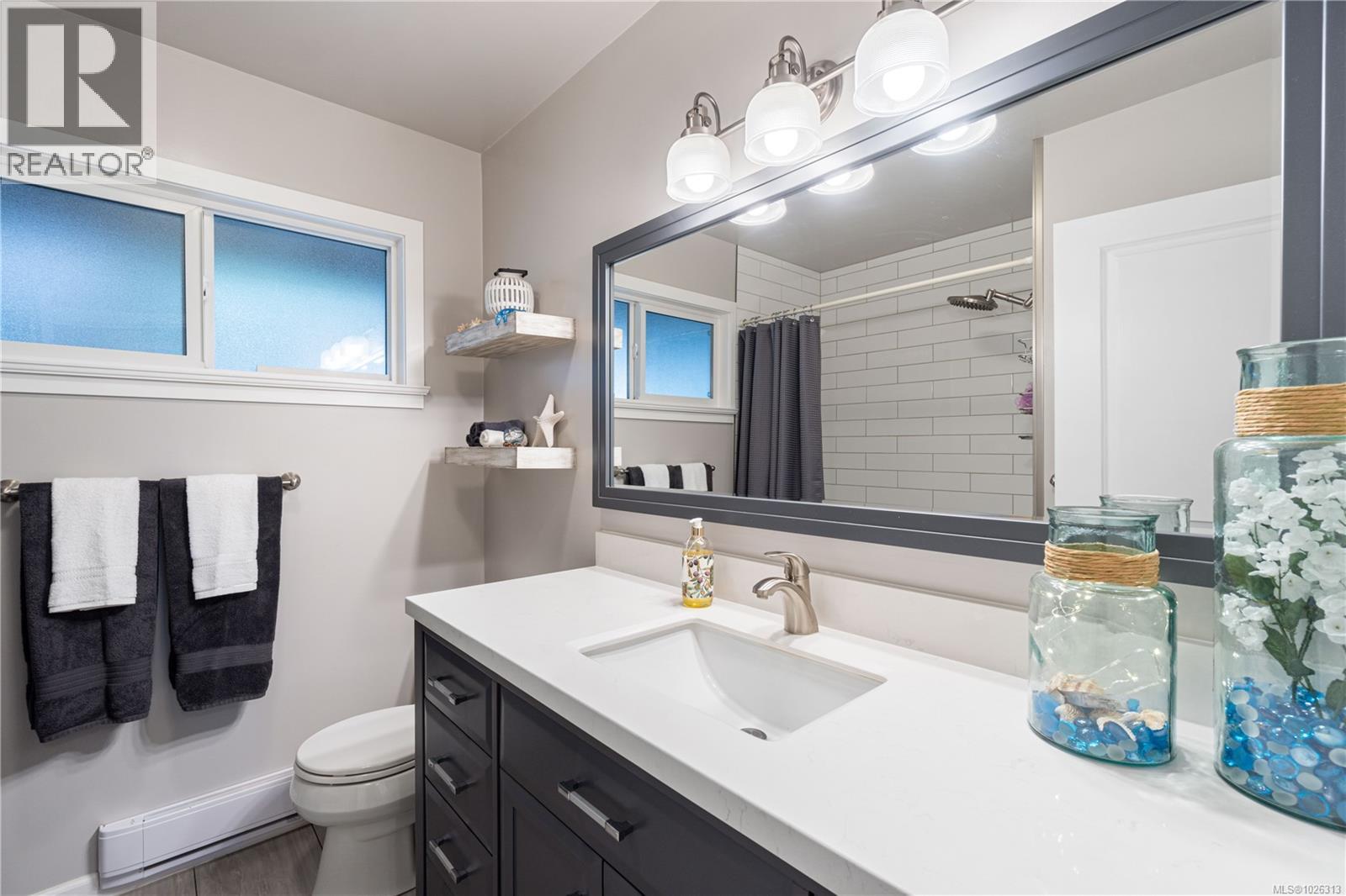 674 Hawthorne Rise, Parksville