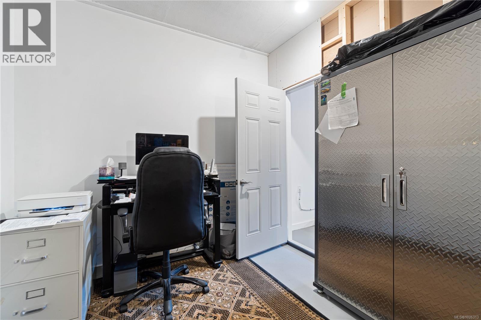 674 Hawthorne Rise, Parksville