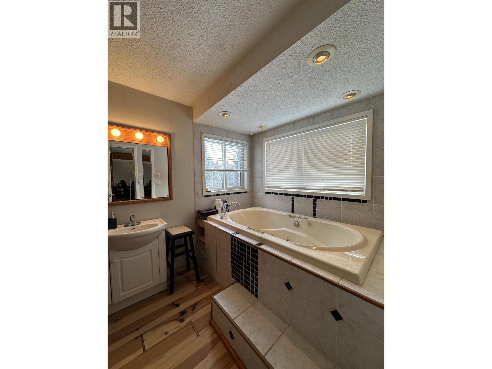 6725 FAWN CREEK ROAD - 20