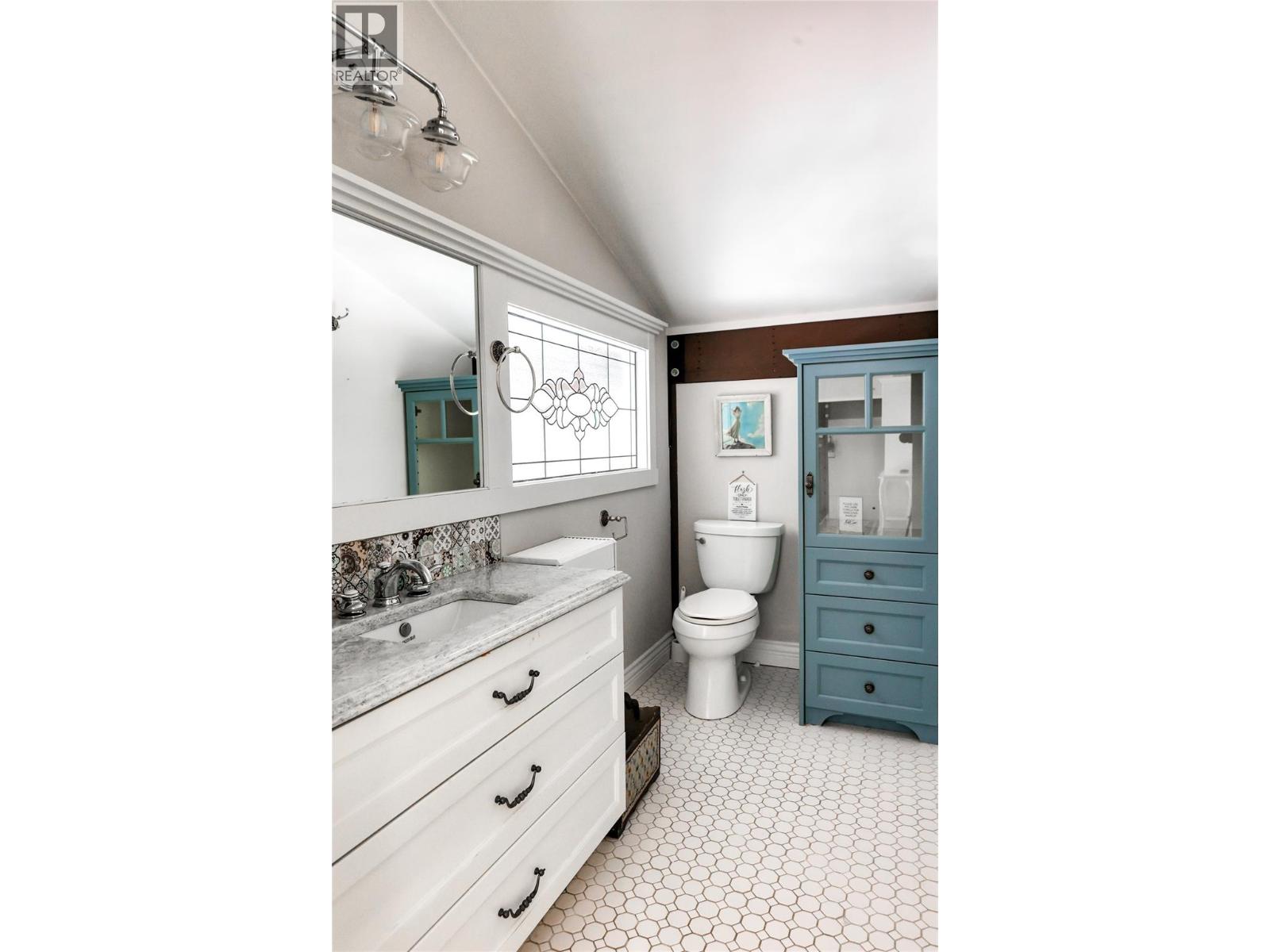  3290 Little Slocan South Road, Winlaw