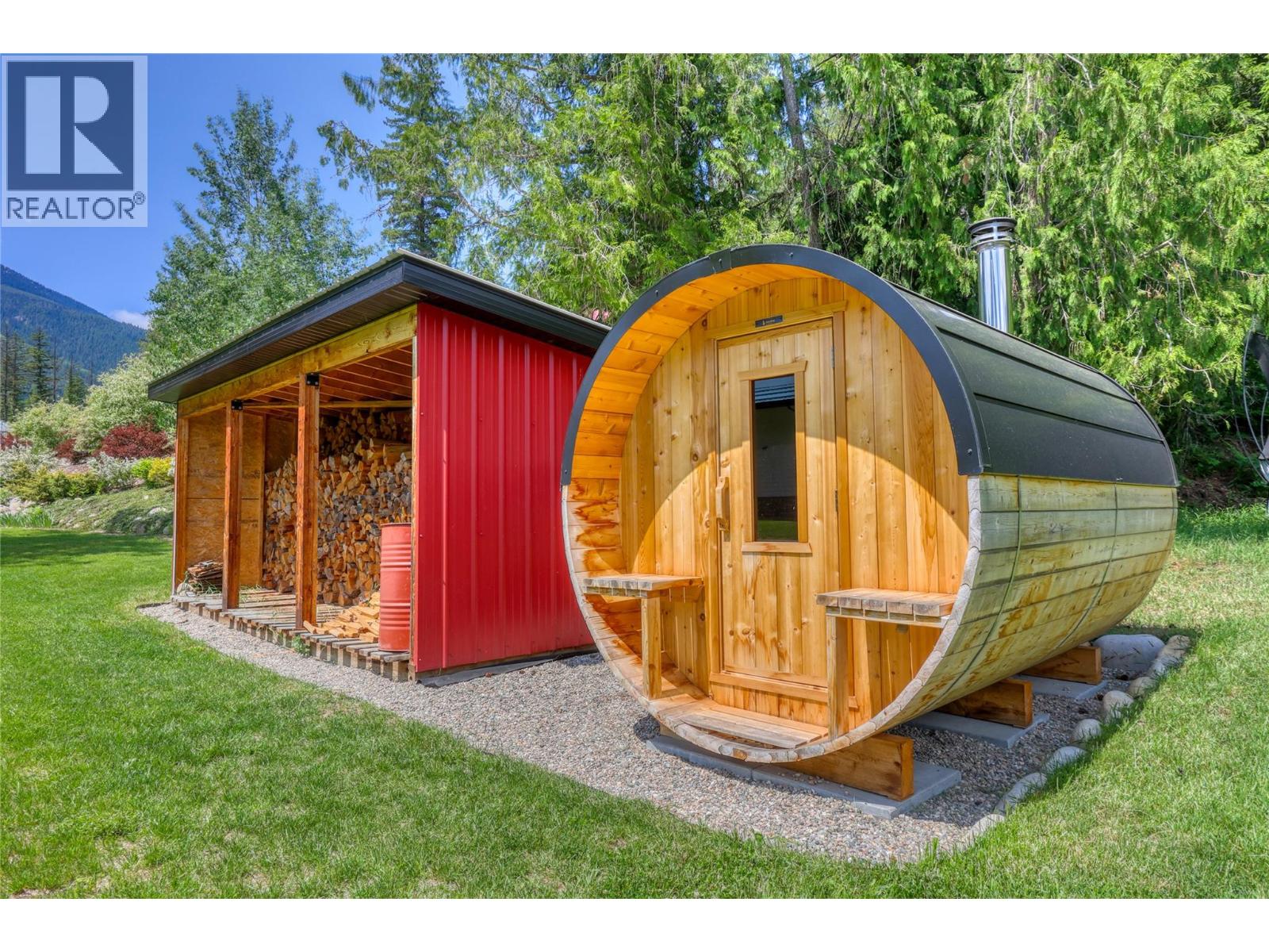  3290 Little Slocan South Road, Winlaw