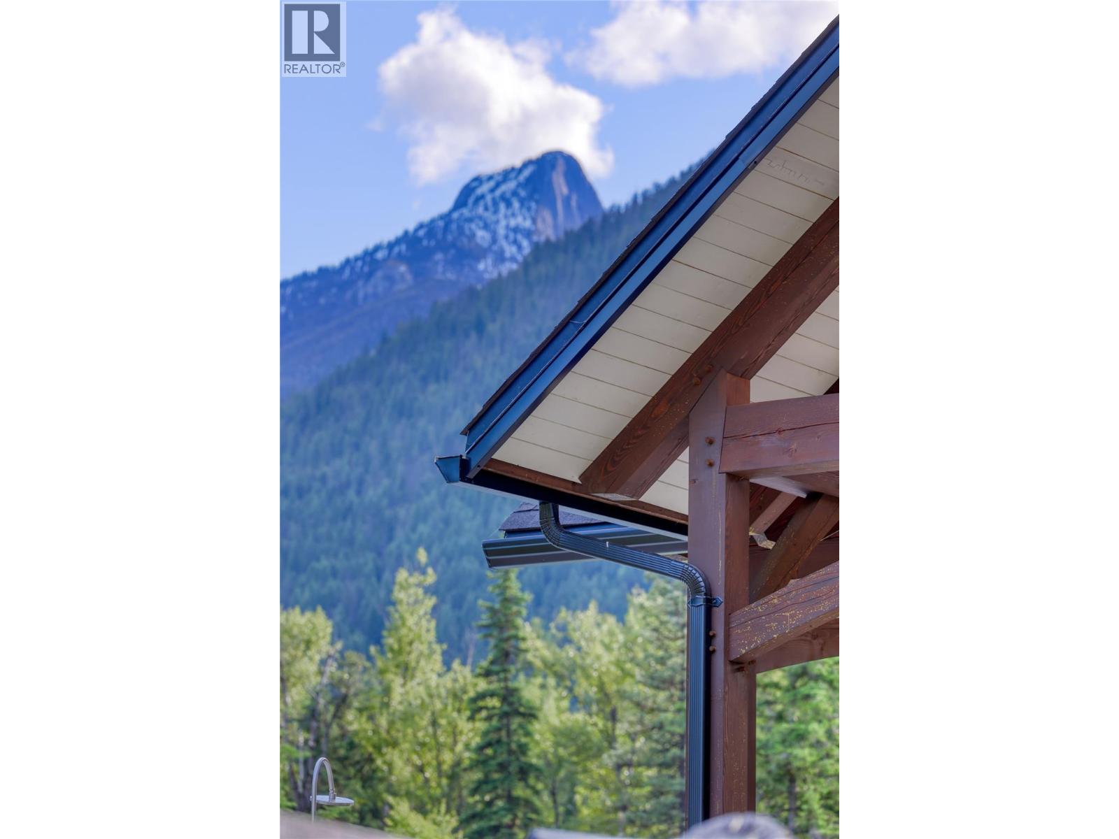  3290 Little Slocan South Road, Winlaw