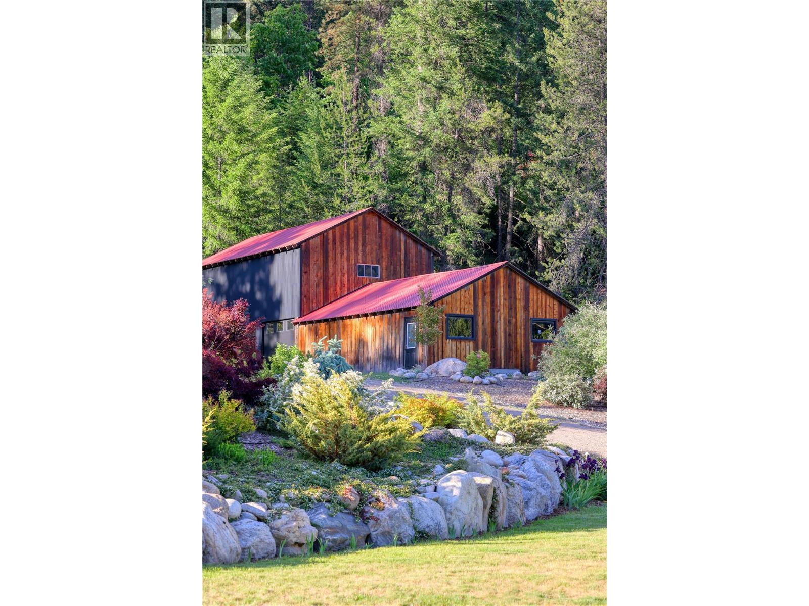  3290 Little Slocan South Road, Winlaw