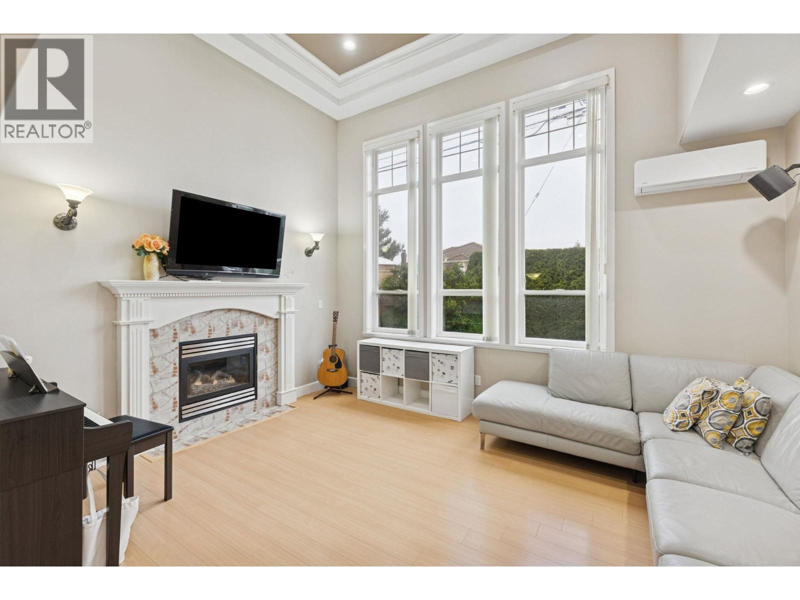 8771 NO. 2 ROAD, Richmond