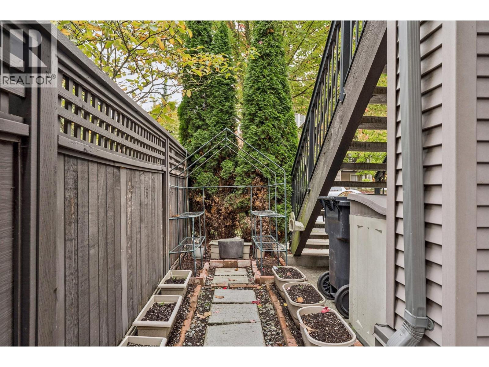 22337 SHARPE AVENUE, Richmond