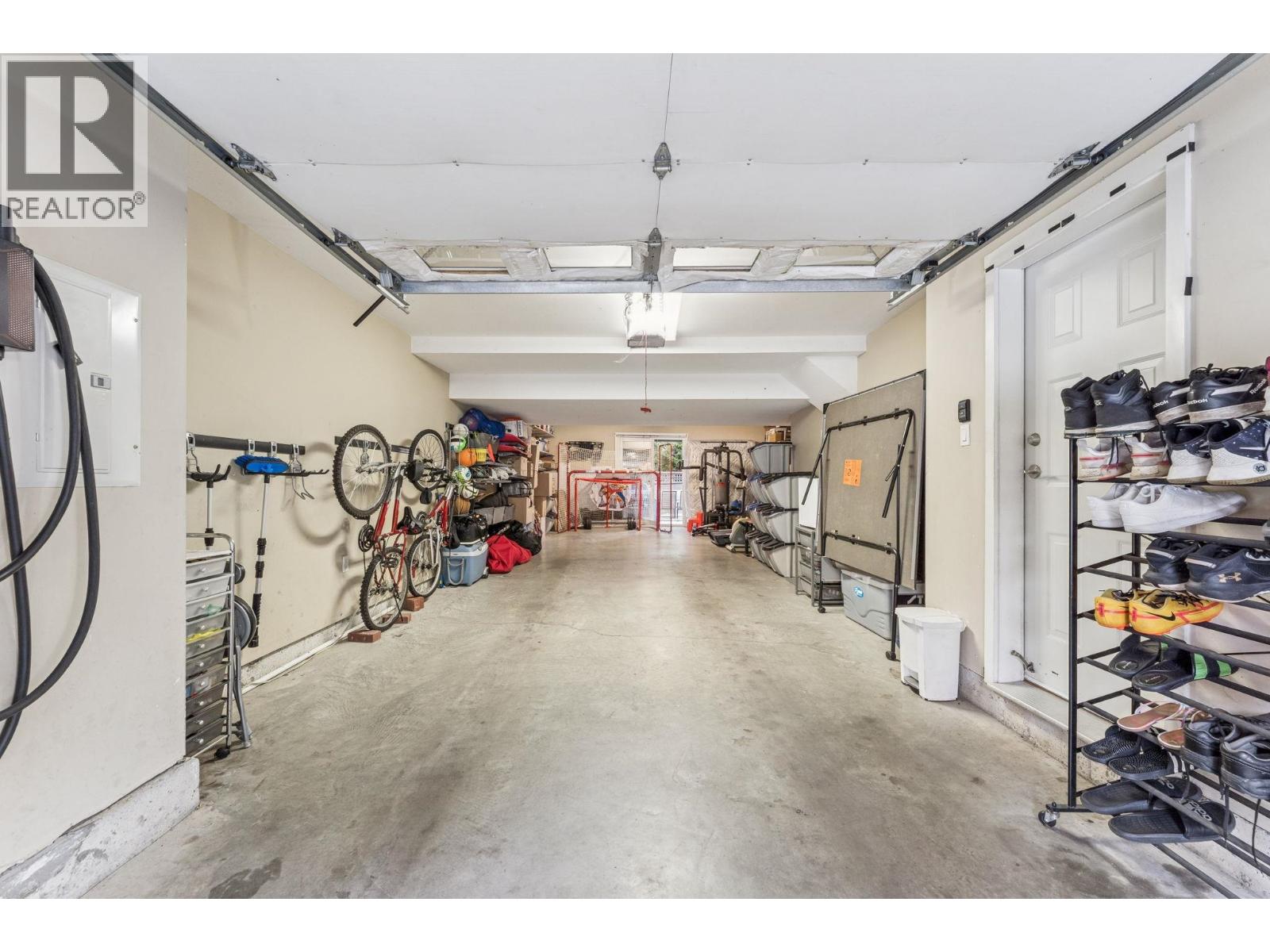 22337 SHARPE AVENUE, Richmond