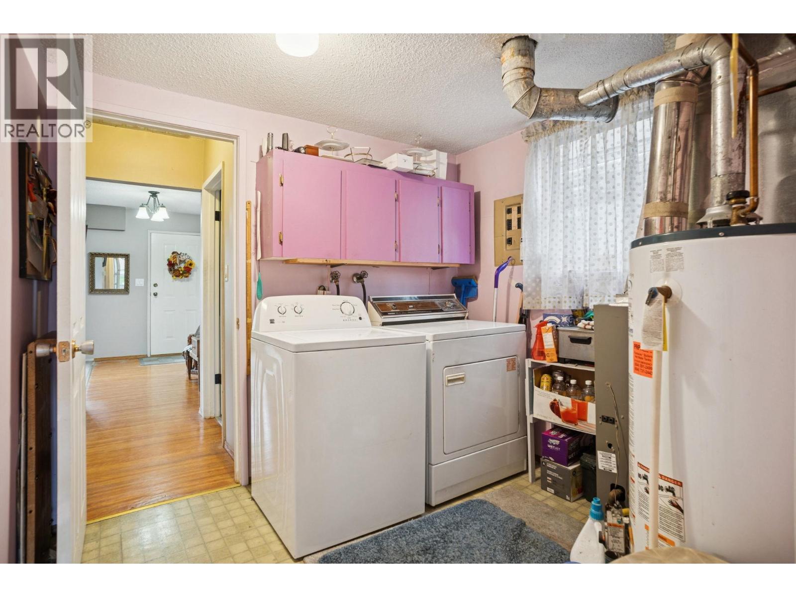 8264 14TH AVENUE, Burnaby