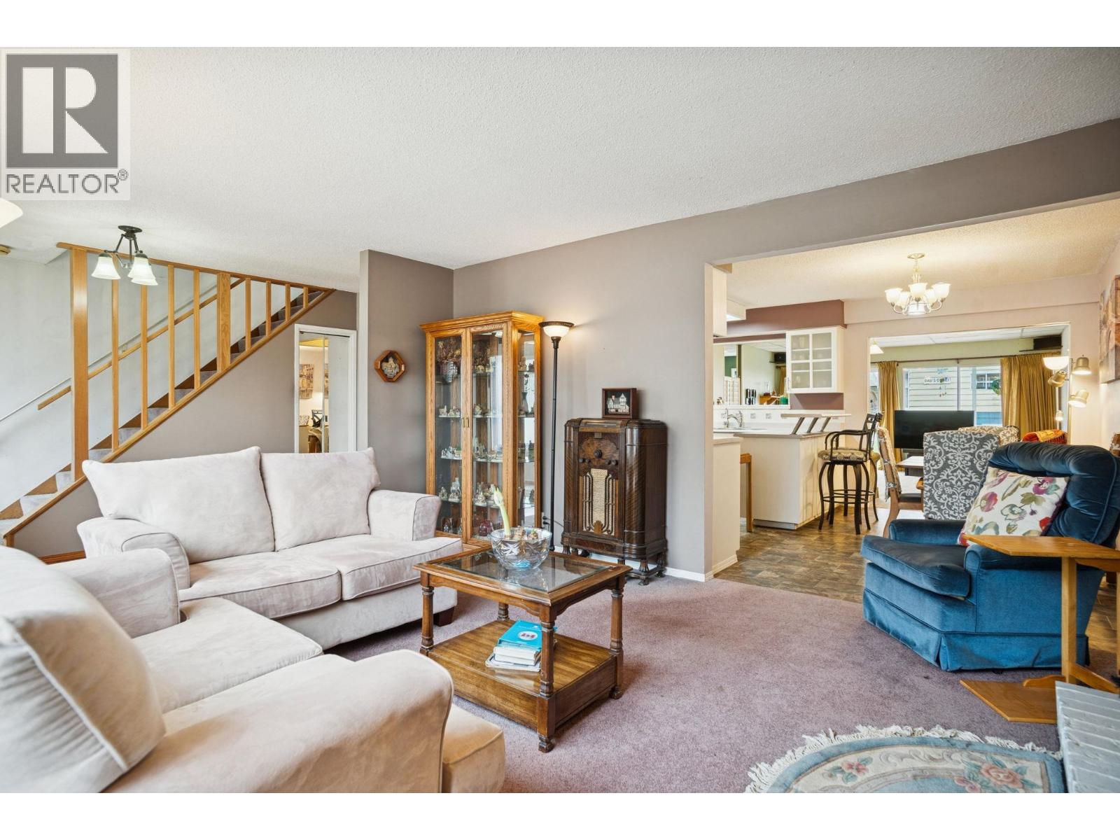 8264 14TH AVENUE, Burnaby