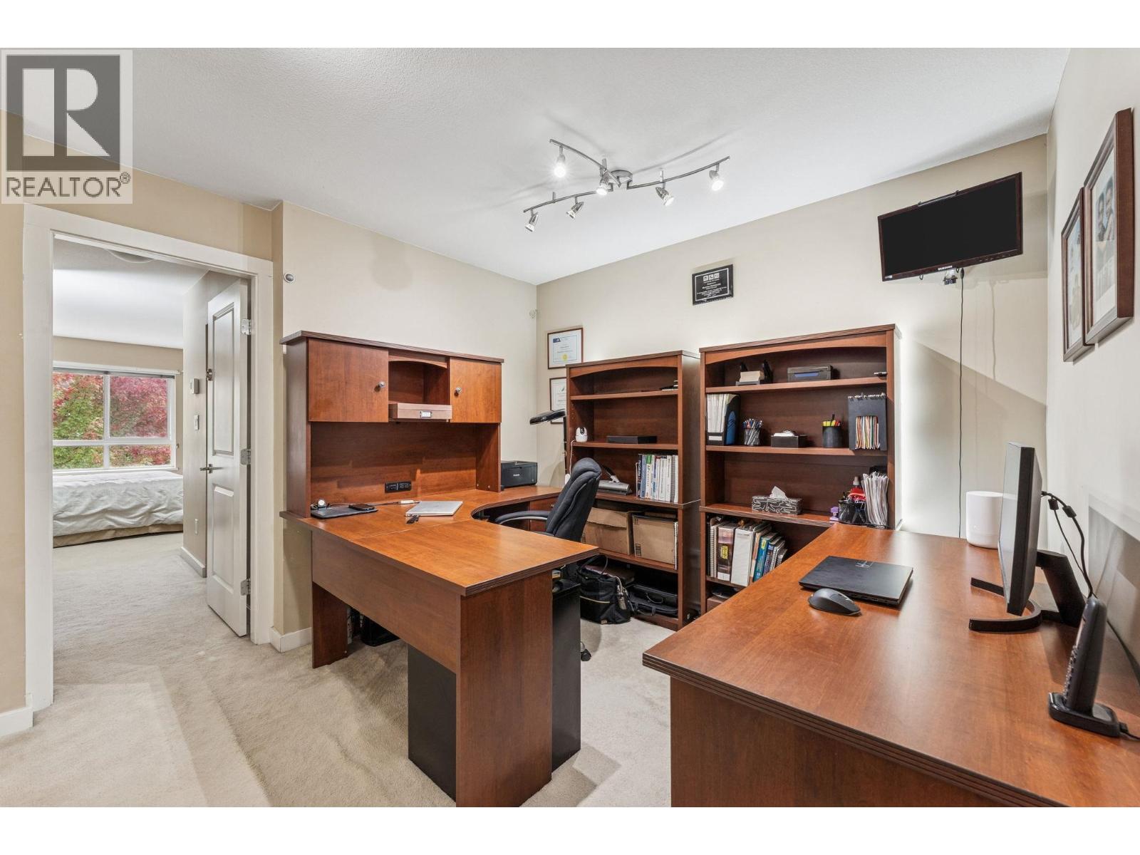 22337 SHARPE AVENUE, Richmond