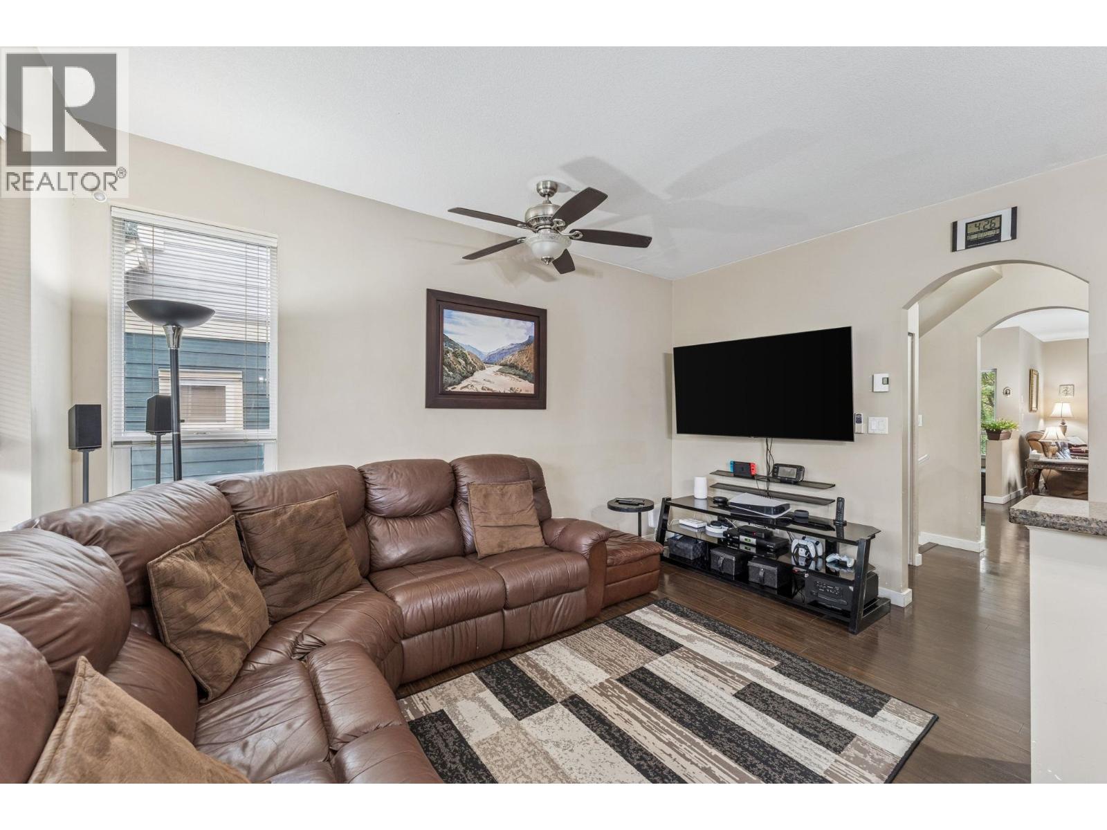 22337 SHARPE AVENUE, Richmond