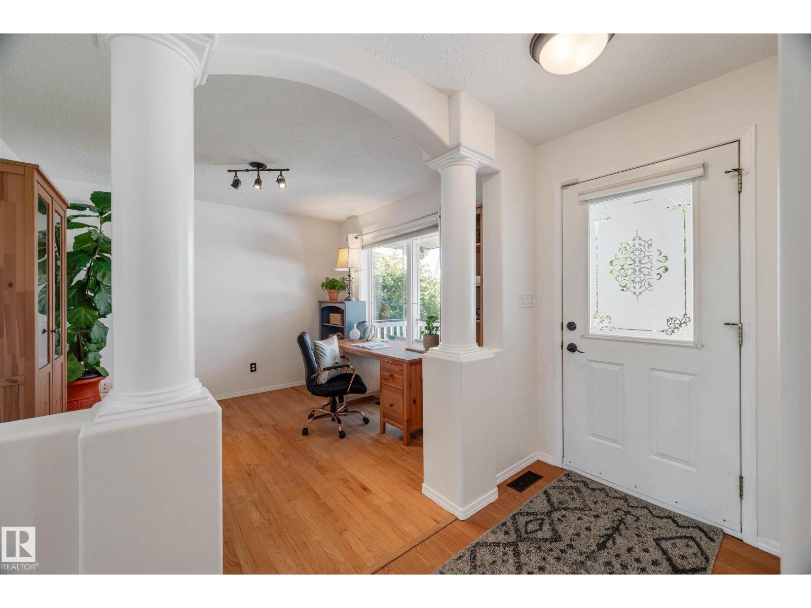 4319 38A AVE NW NW, Edmonton