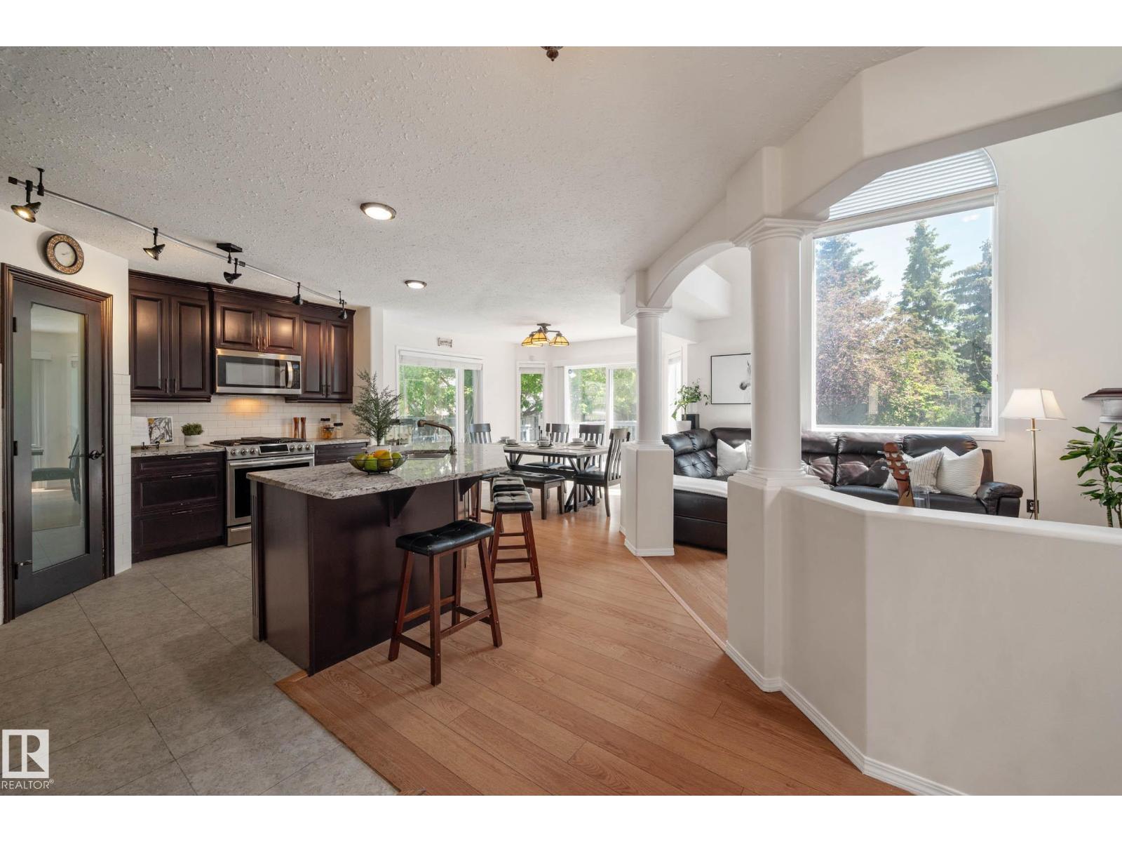 4319 38A AVE NW NW, Edmonton