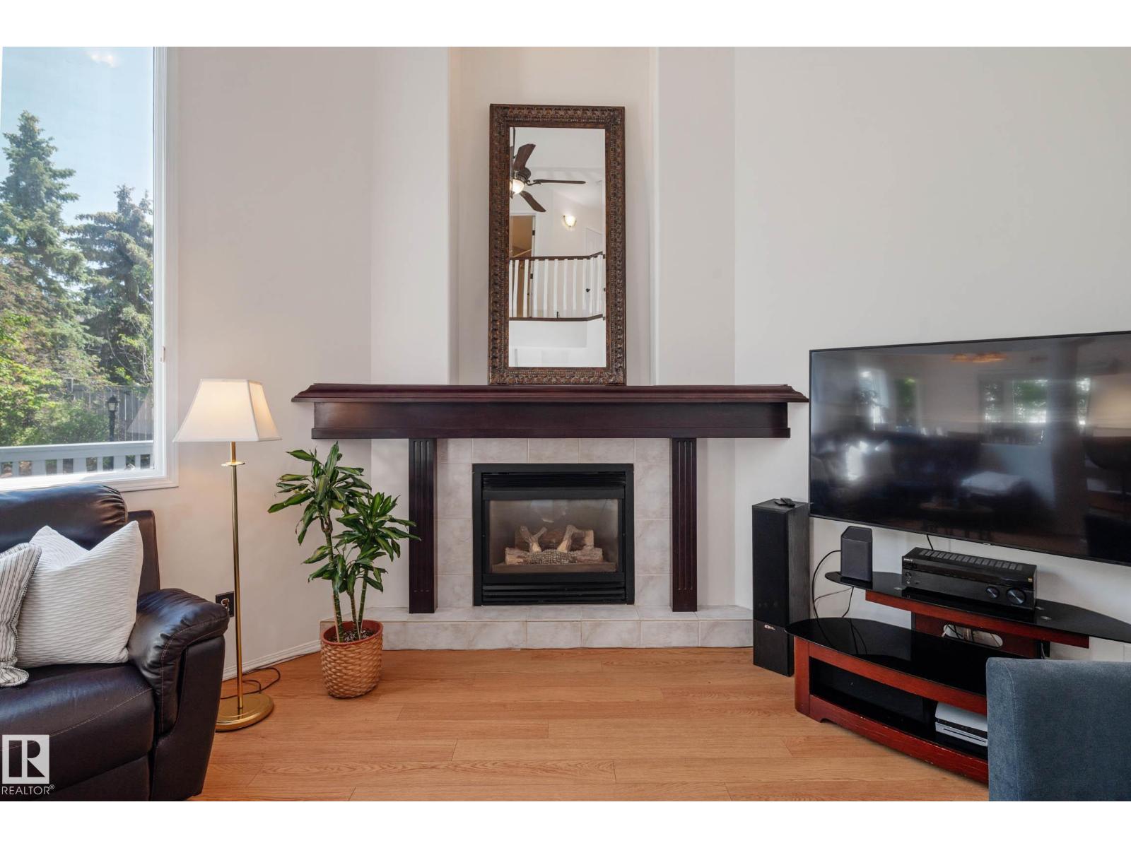 4319 38A AVE NW NW, Edmonton