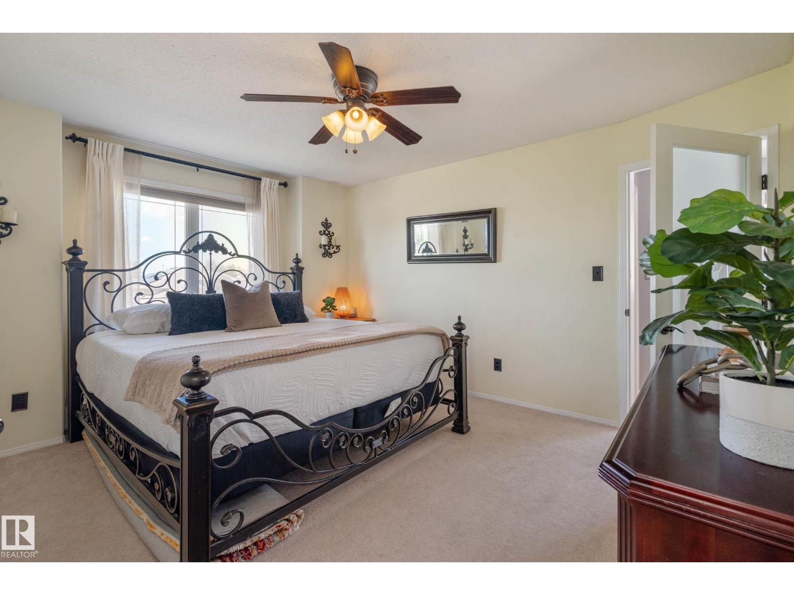 4319 38A AVE NW NW, Edmonton