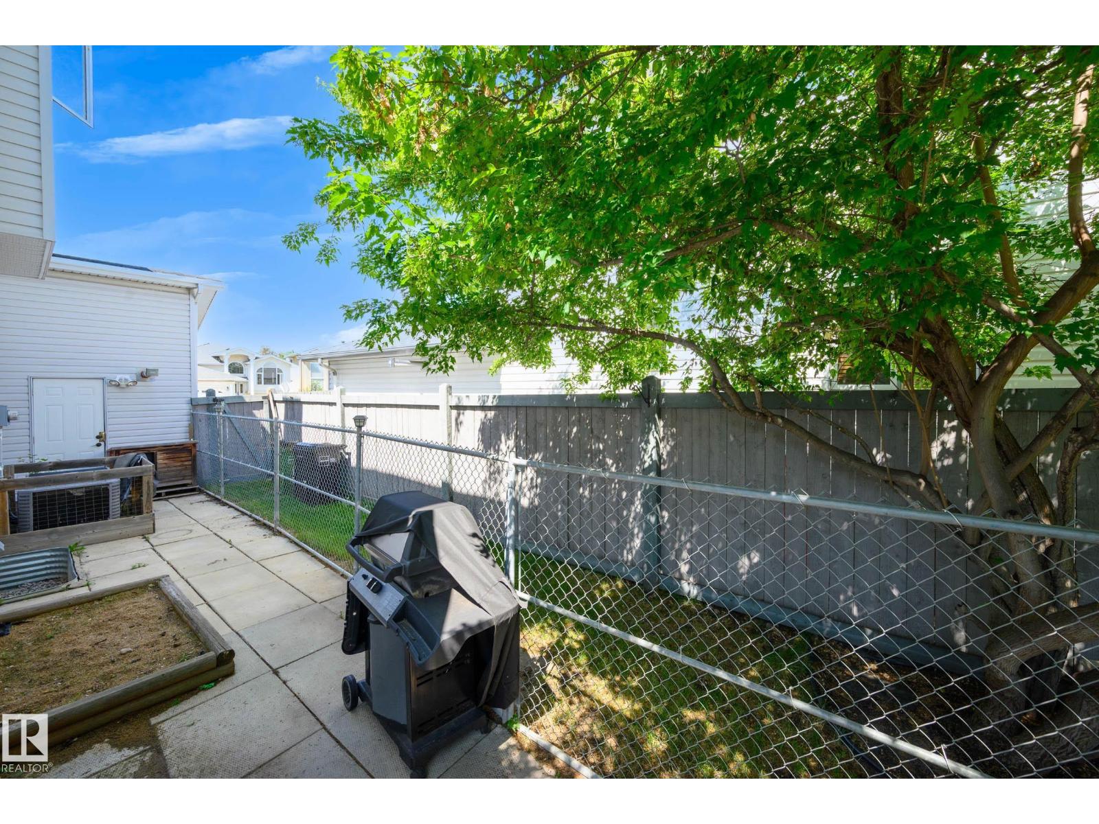 4319 38A AVE NW NW, Edmonton