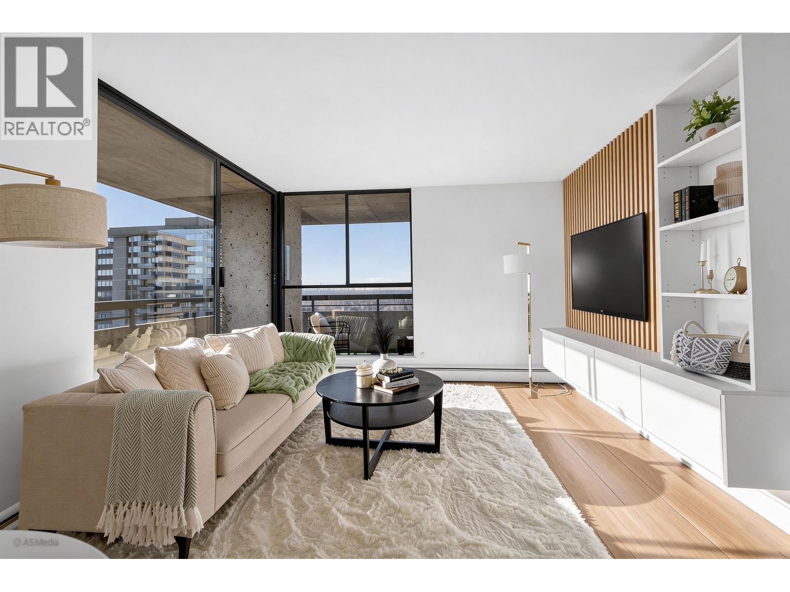 2206 3771 BARTLETT COURT, Burnaby